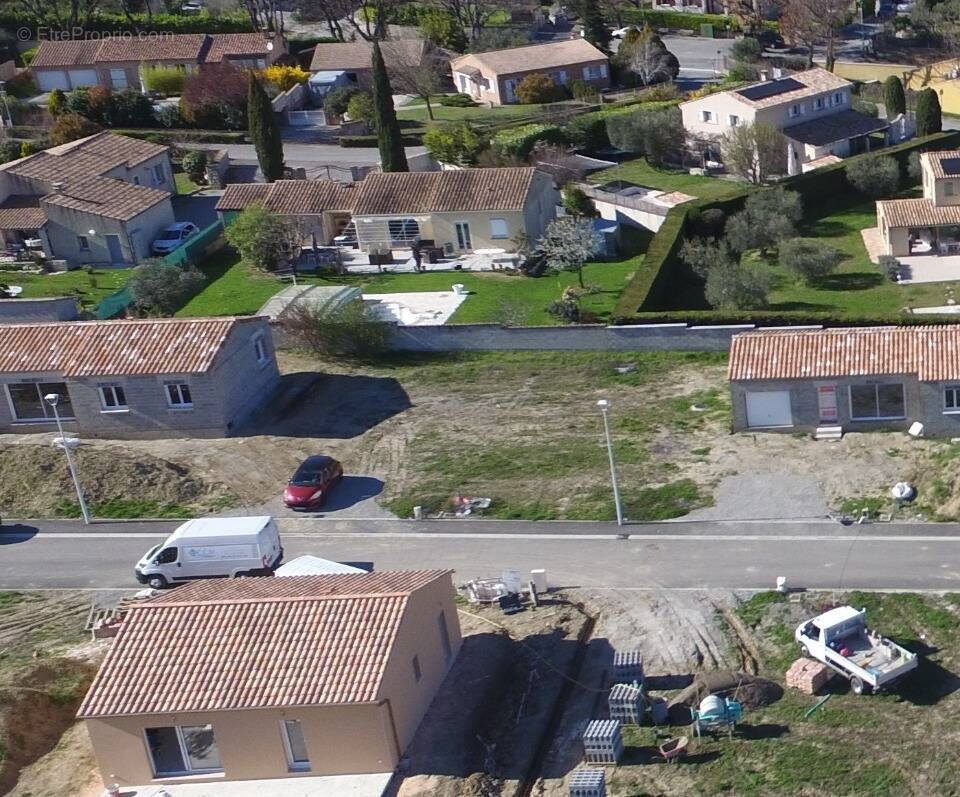 Terrain à AUBIGNOSC