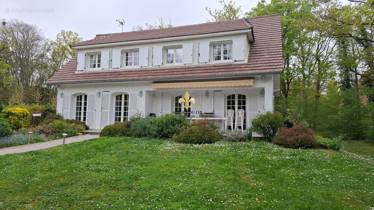Maison à LAMORLAYE