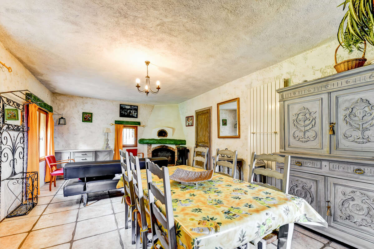 Maison à LE BROC