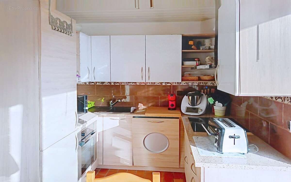 Appartement à MARSEILLE-7E