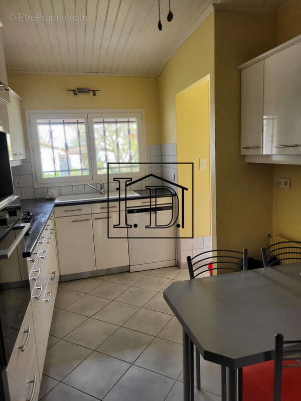 Cuisine - Maison à BERGERAC