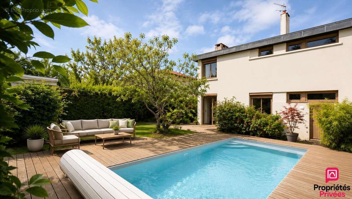 LE BOUSCAT - Maison familiale 4 chambres avec jardin, piscine chauffée et garage - photo 2