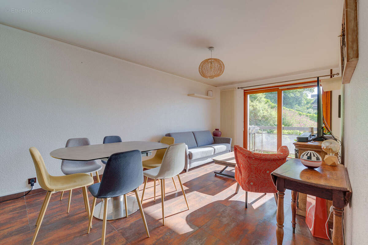 Appartement Evian Les Bains 3 pièces 61.10m² au calme avec vue lac et proche centre-ville - photo 2