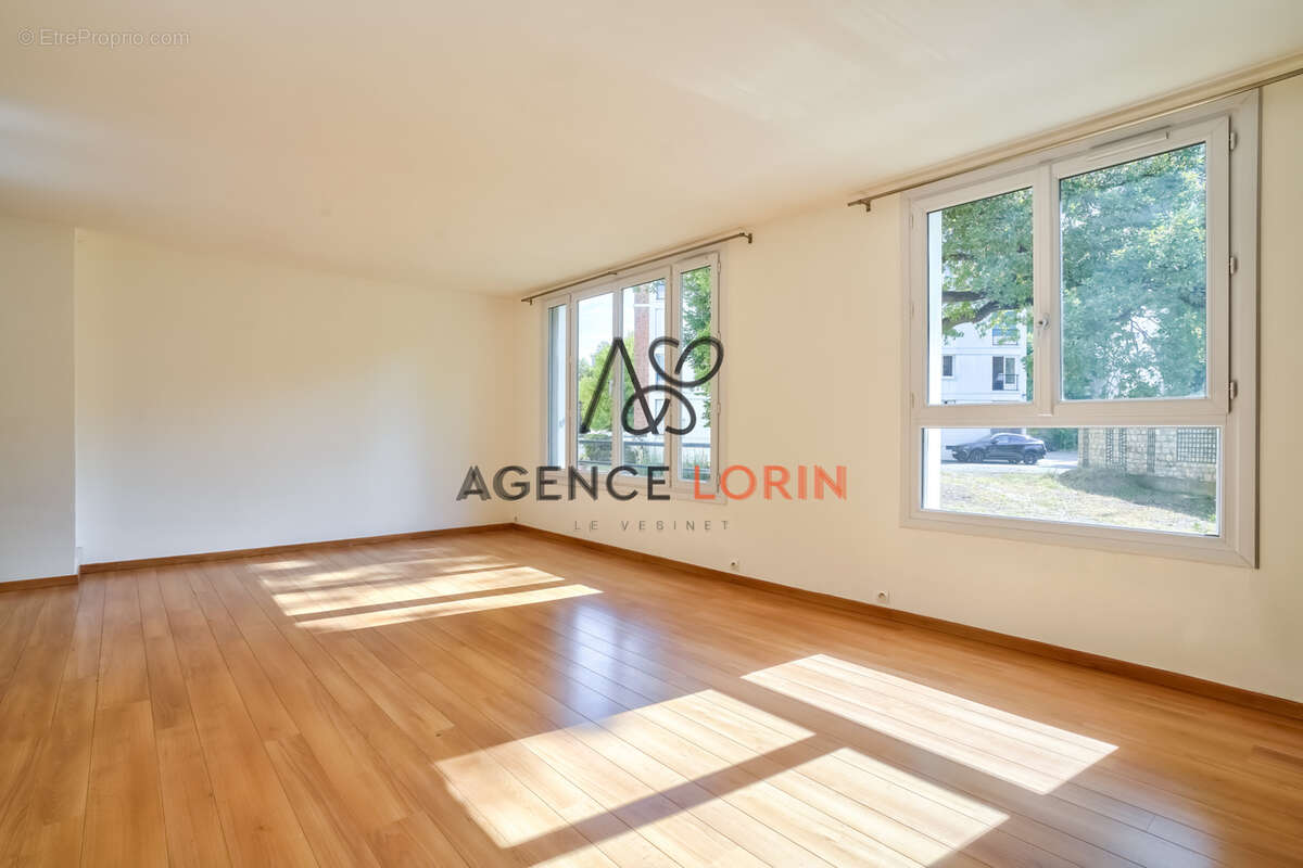 Appartement à LE VESINET