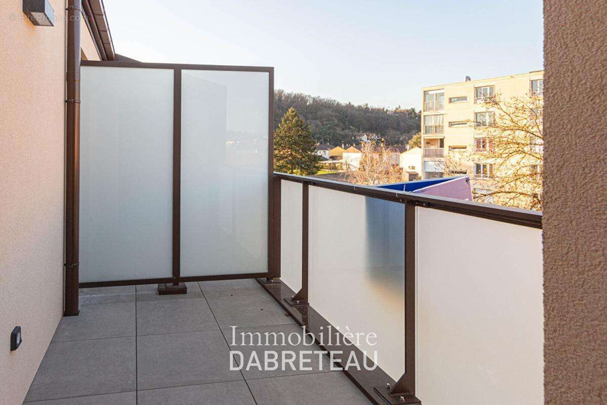 Appartement à BRIGNAIS