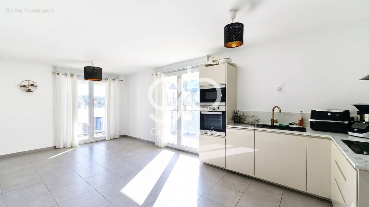 Appartement à CASTELNAU-LE-LEZ