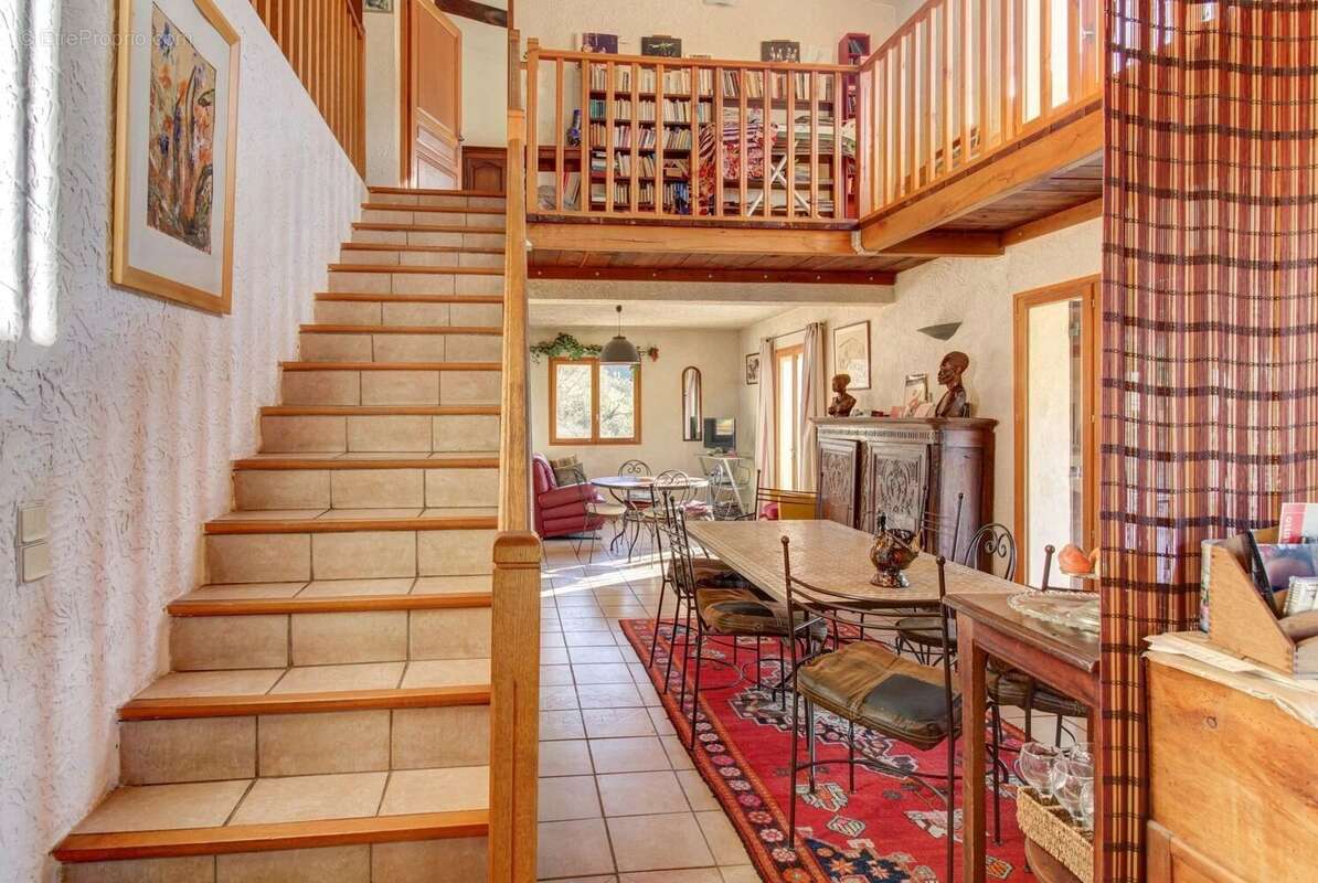 Maison à SAINT-MARTIN-DU-VAR