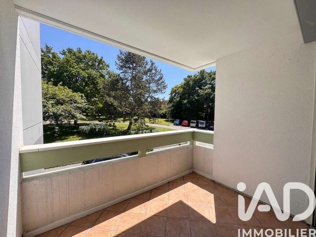 Appartement 97 m² à Saint-Julien-En-Genevois  - photo 5