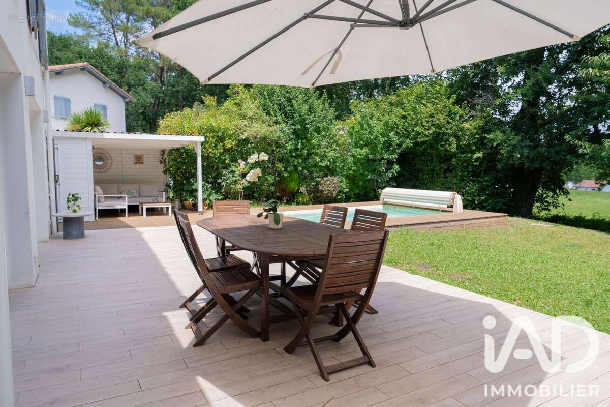 Maison 115 m² à Bassussarry  - photo 2