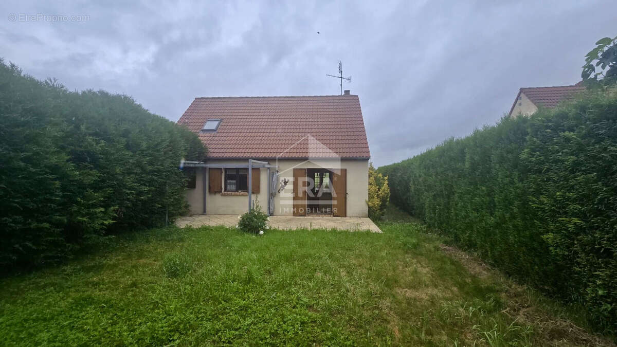 Maison à BICHANCOURT