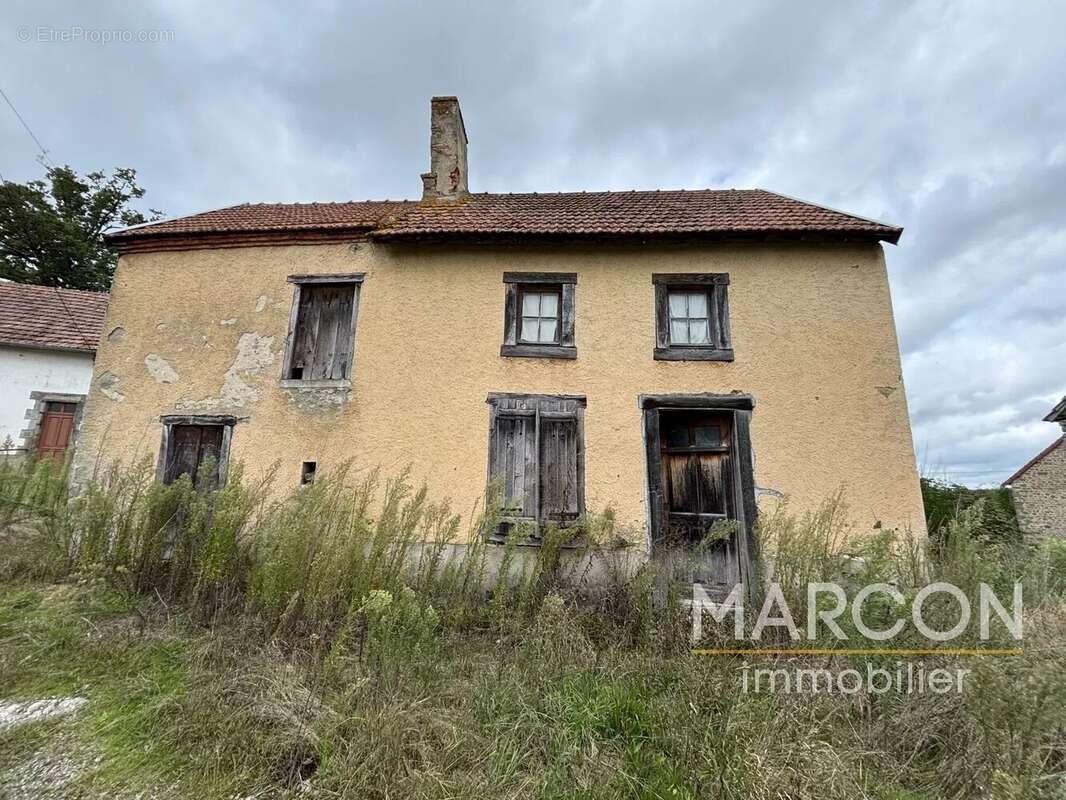 Maison à CHAMBON-SUR-VOUEIZE