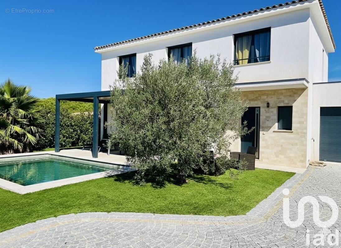 Photo 1 - Maison à PUGET-SUR-ARGENS