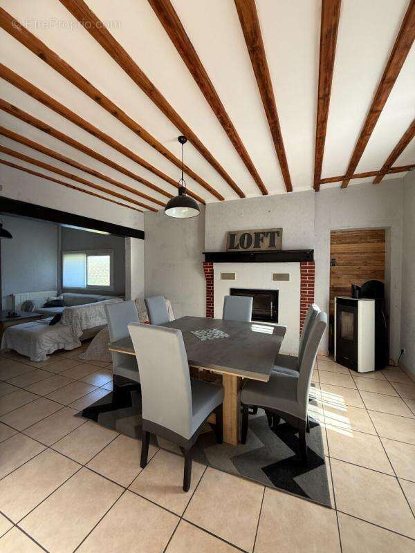 Maison Aire Sur L'adour 7 pièce(s) 200 m2 - photo 2