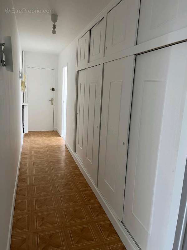 Appartement à LIVRY-GARGAN