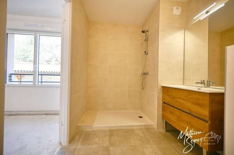 Appartement à VAUGNERAY