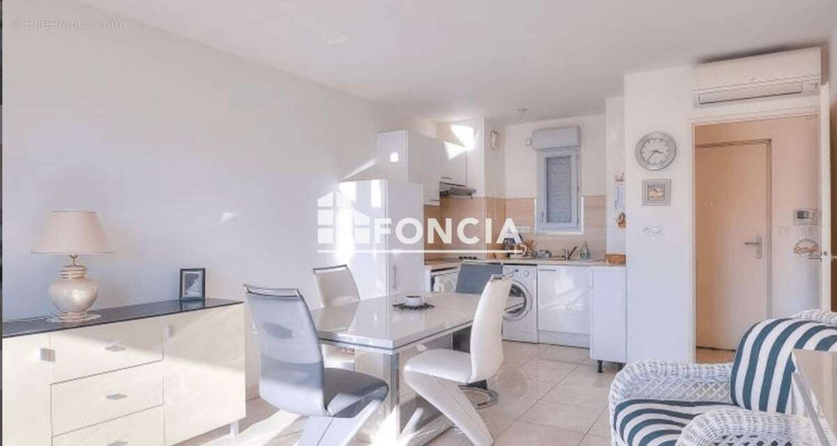 Appartement à LE CANNET