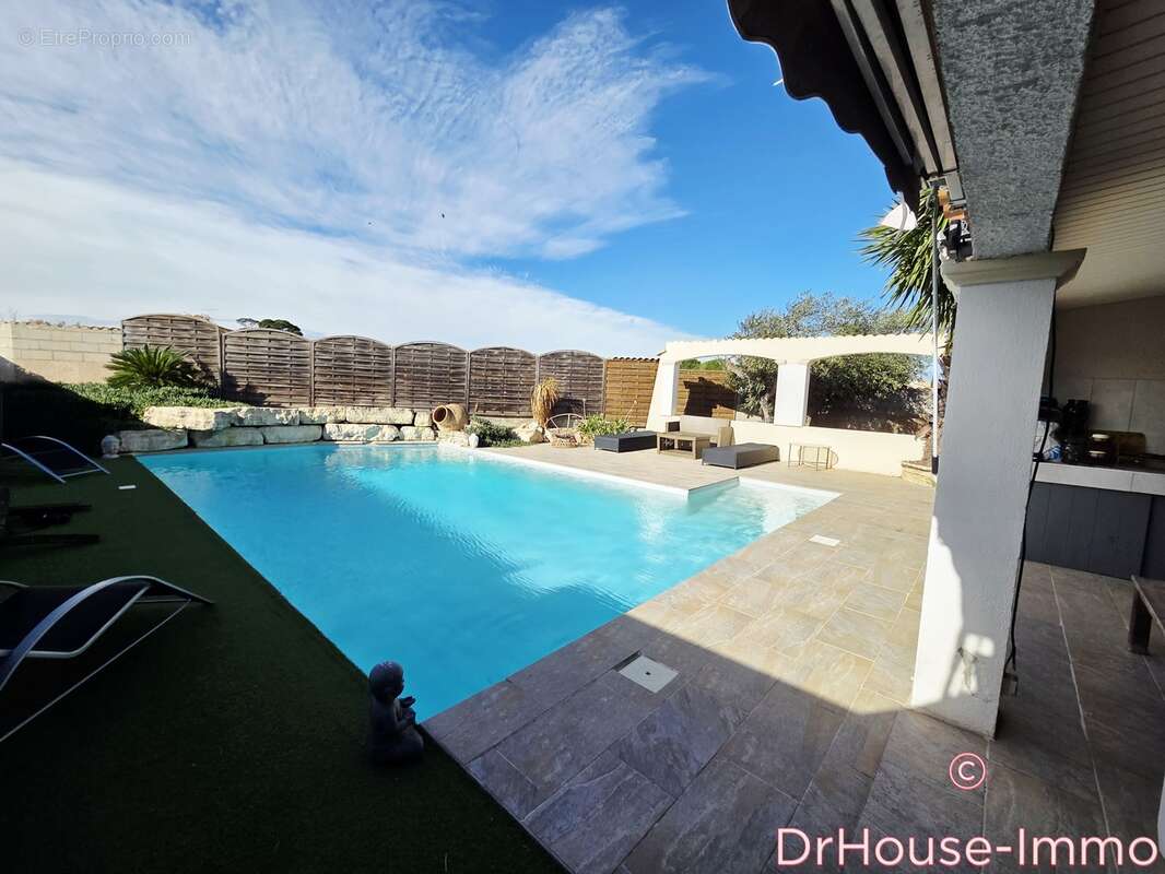 Maison à CUXAC-D&#039;AUDE