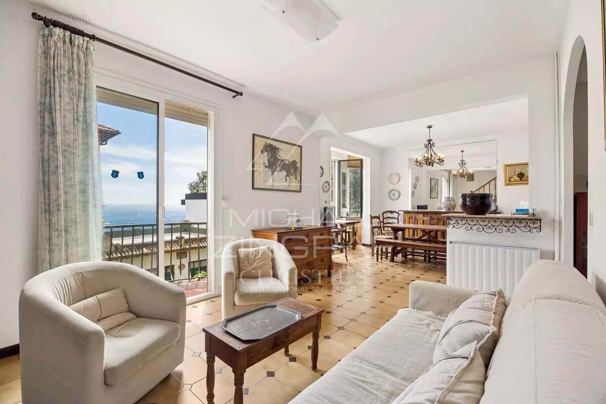 Maison à CAP-D'AIL
