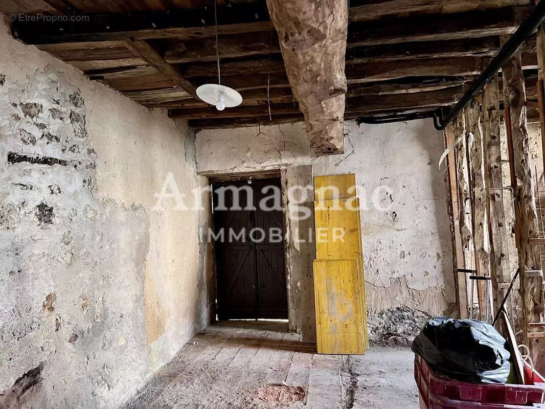 Maison à MOUREDE