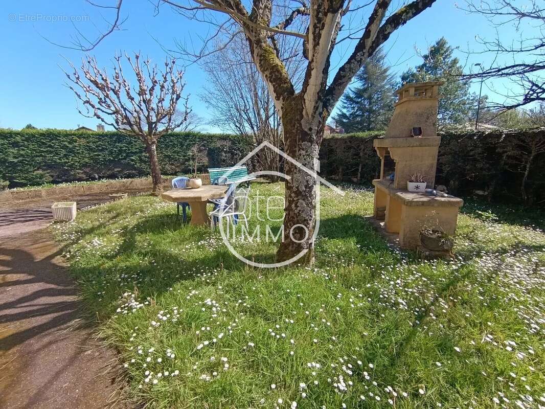 Maison à PRIGONRIEUX