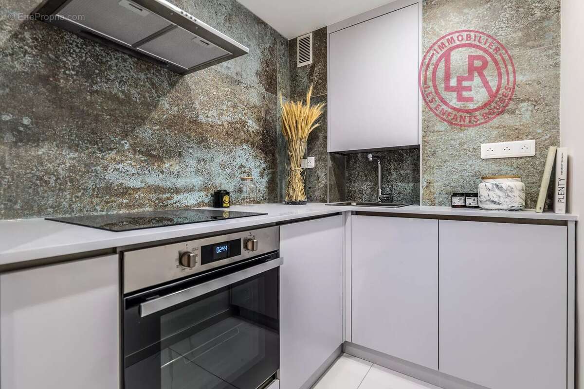 Appartement à PARIS-3E