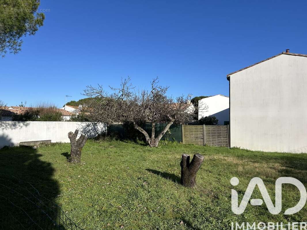 Photo 5 - Terrain à LA FLOTTE