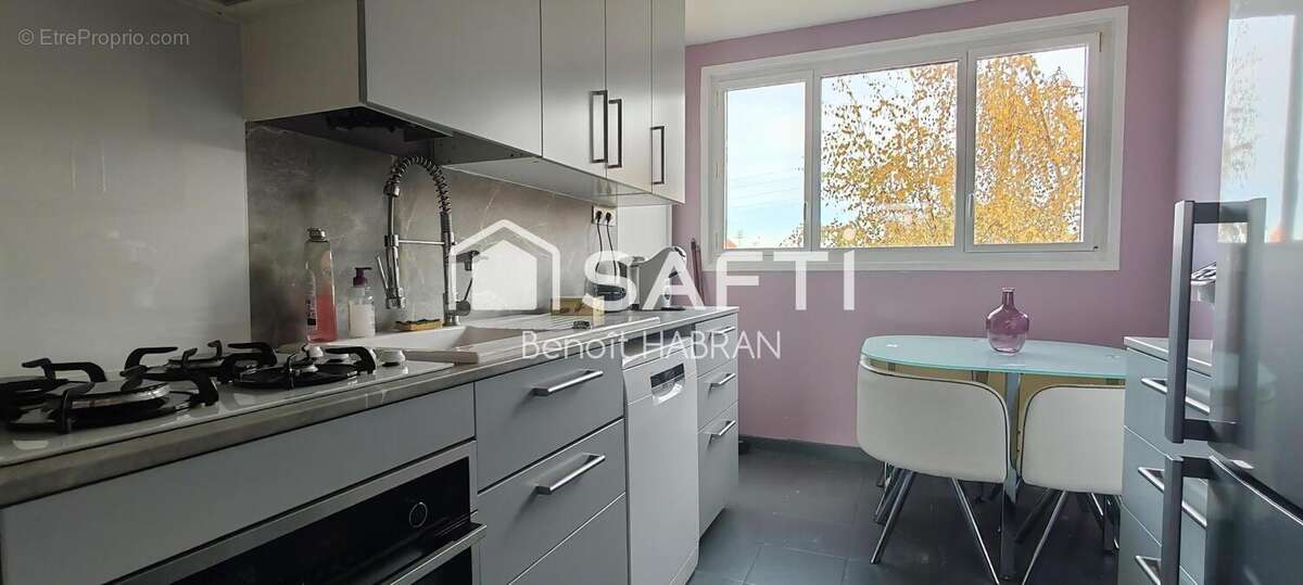 Photo 5 - Appartement à POISSY