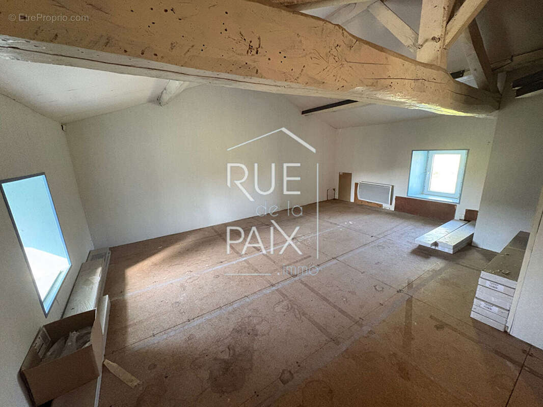Maison à PAS-DE-JEU