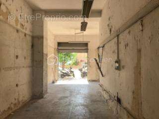 Vends local commercial debut cours napoleon ajaccio - photo 2
