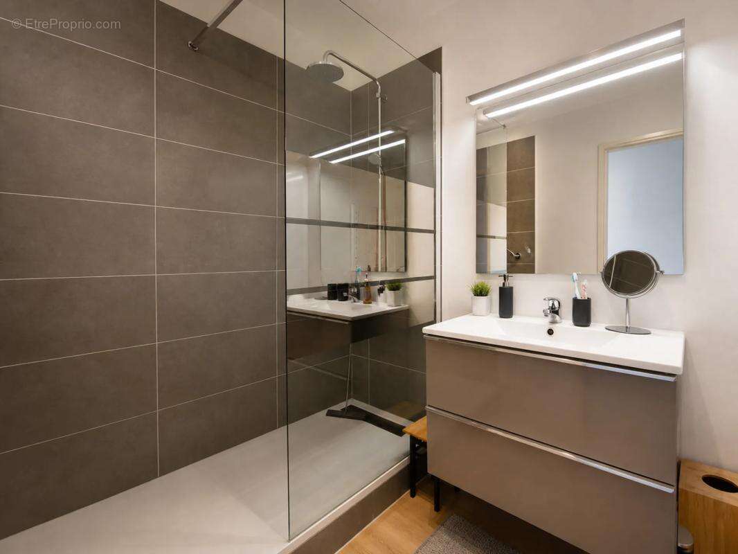Appartement T3 de 66 m² situé sur l'Ile de Nantes - photo 8