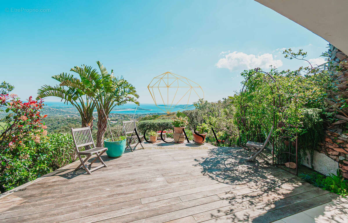 Maison à PORTO-VECCHIO