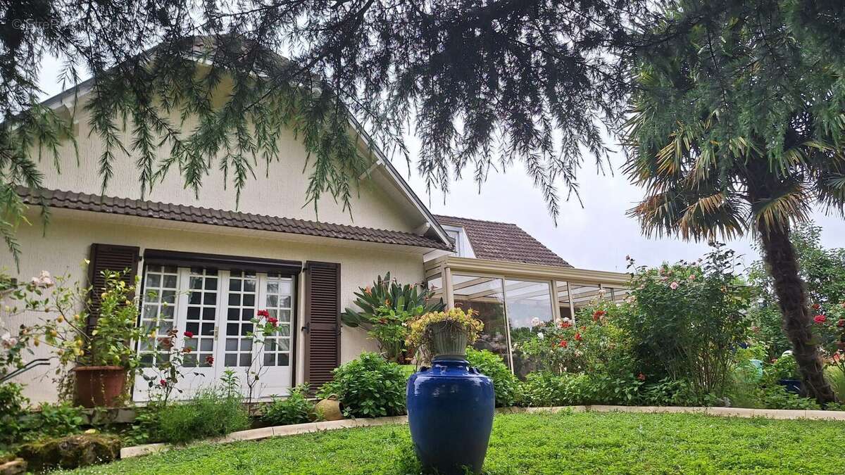 Maison à VOUNEUIL-SOUS-BIARD