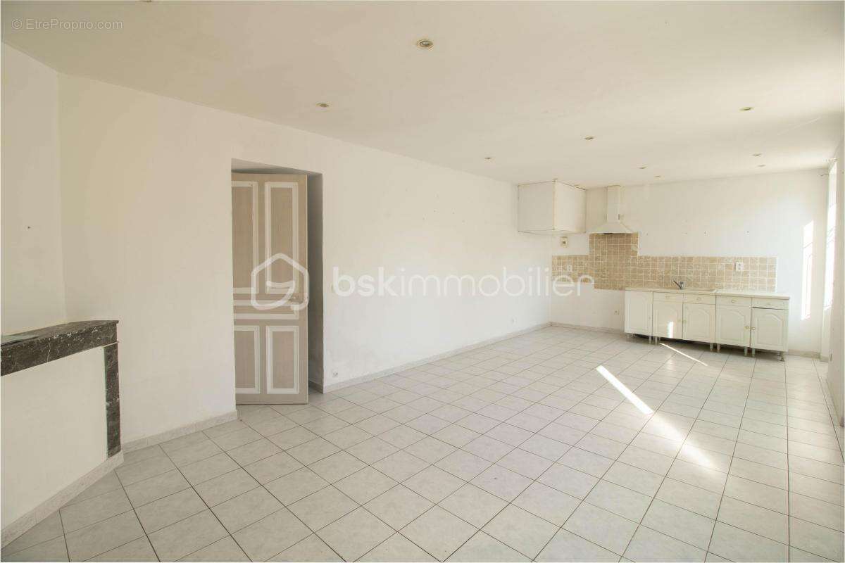 Maison de village composée de 2 appartements - photo 5