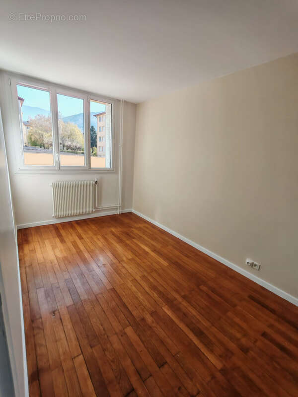 Appartement à LA RAVOIRE