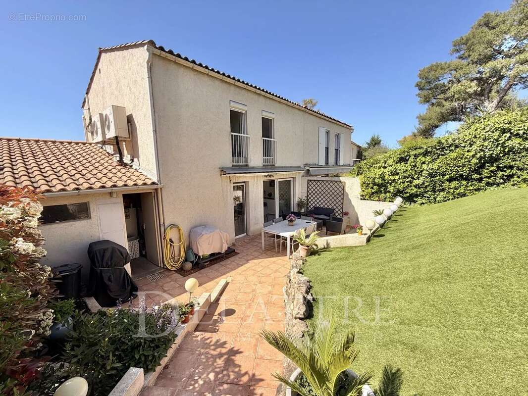 Maison à ANTIBES
