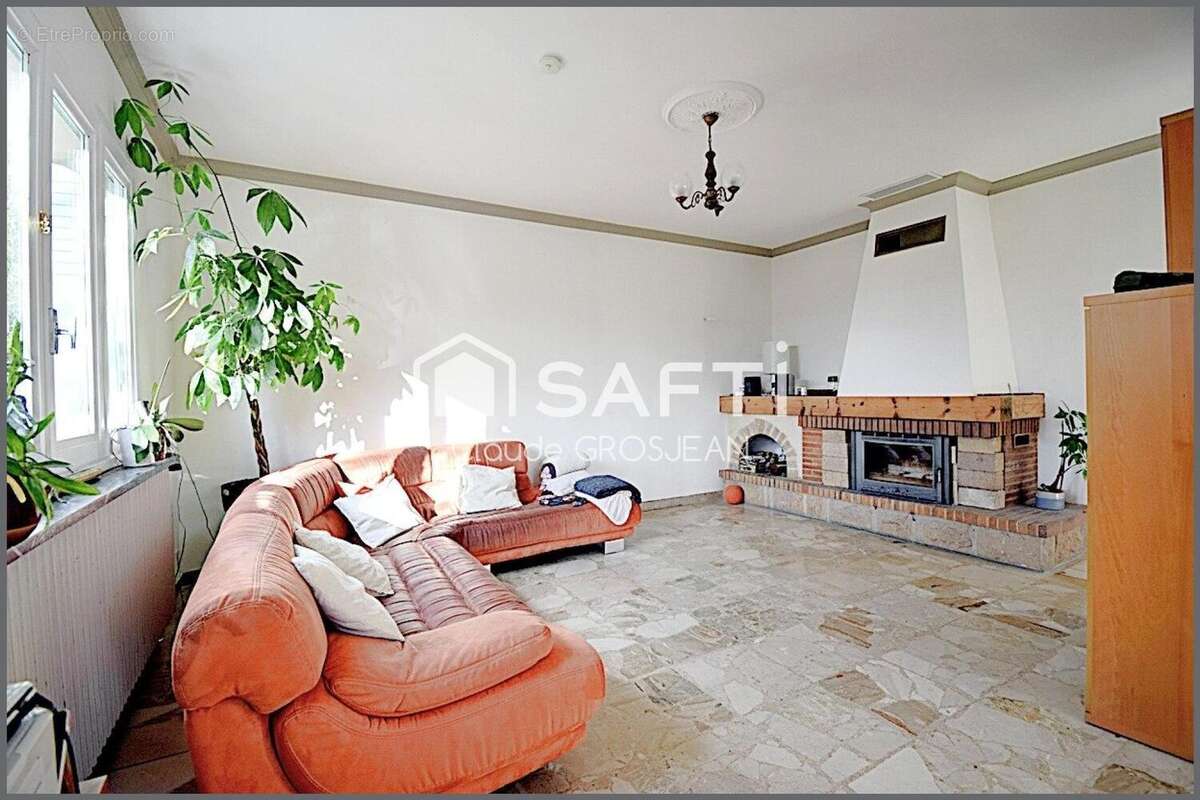 Photo 3 - Maison à SAINT-ROMAIN-DE-SURIEU