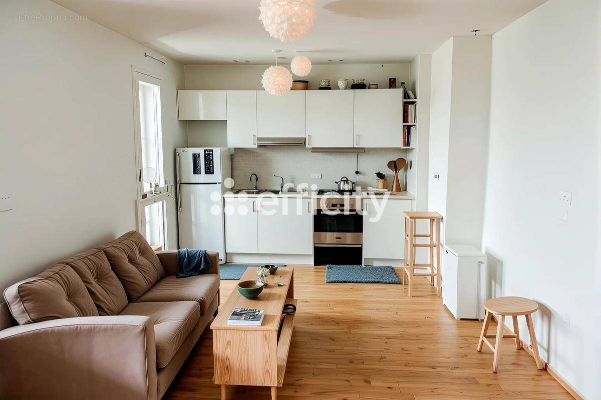Appartement à ISSY-LES-MOULINEAUX