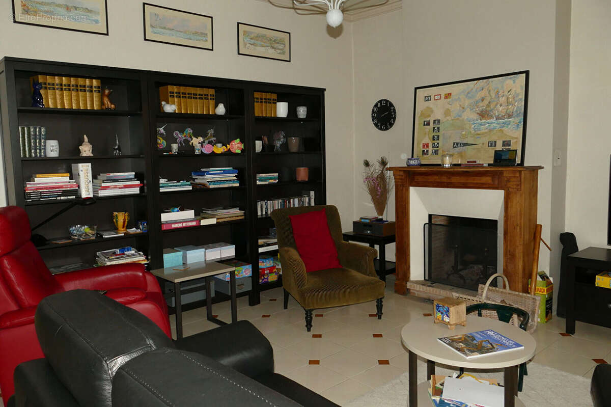 Maison à PLOUER-SUR-RANCE