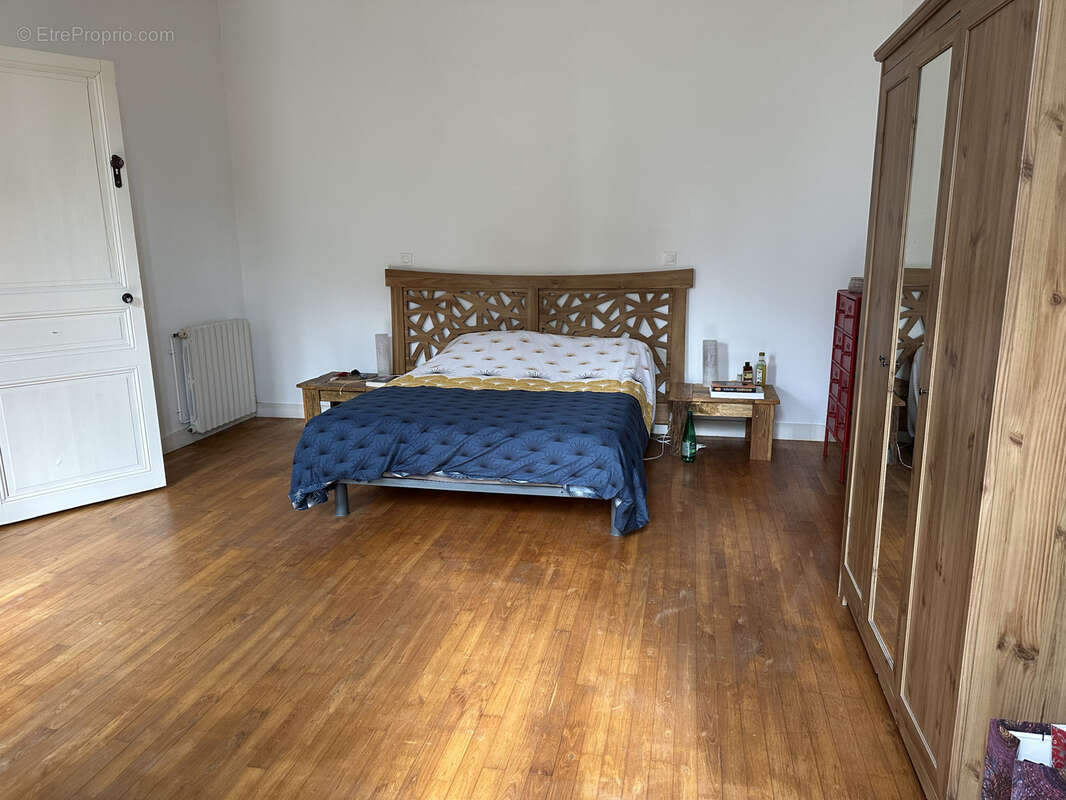 Propriété de caractère rénovée avec dépendances rénovées , Sigogne. - photo 20
