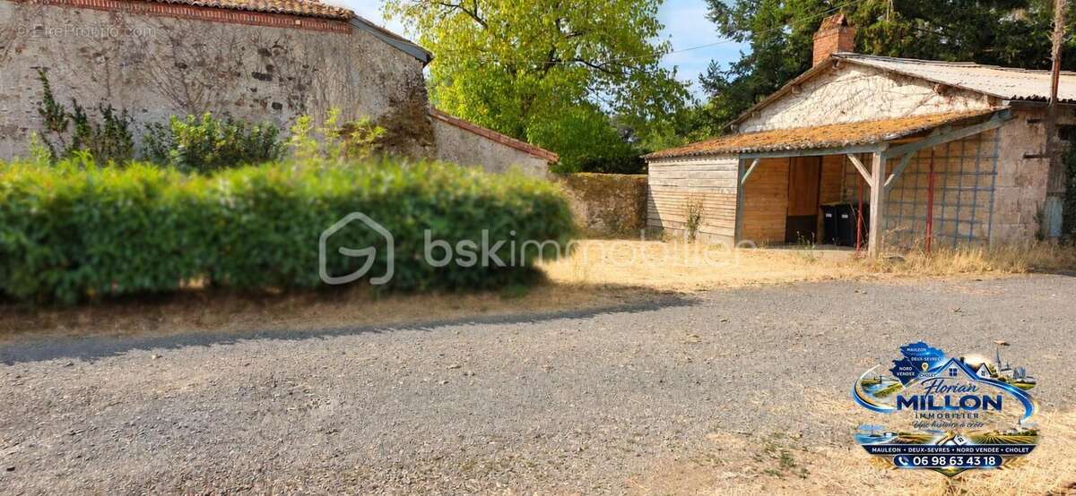 Argentonnay – Maison de caractère avec 2 suites - 96 m² - photo 10