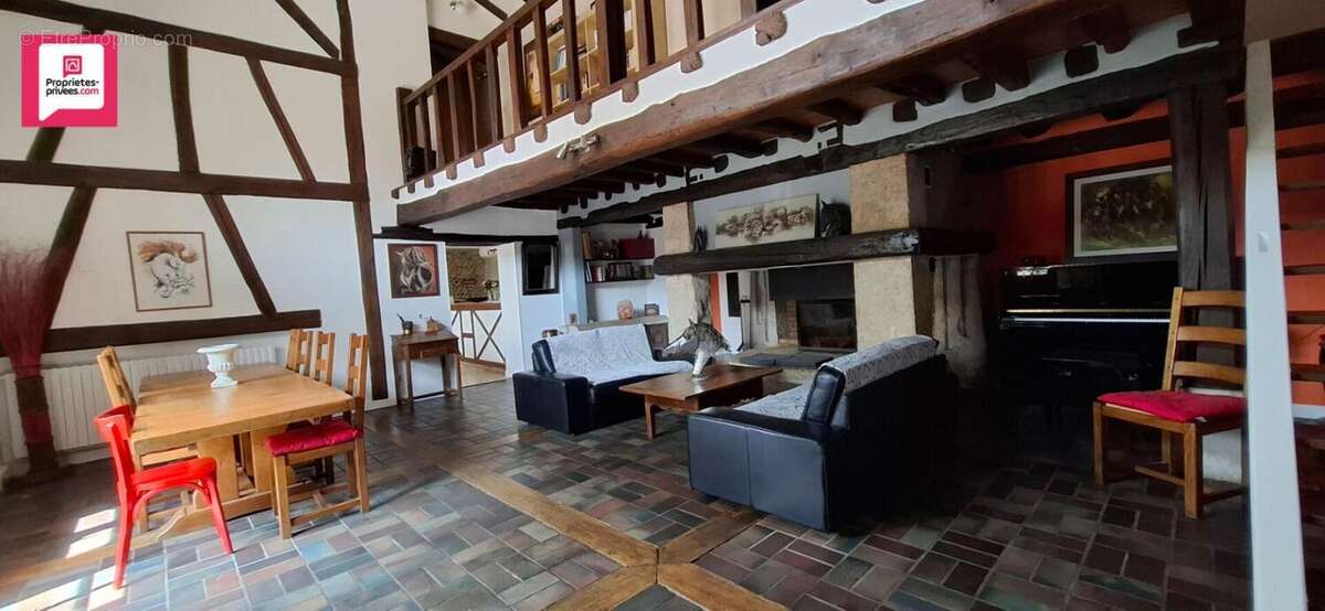 Maison à VIRIAT