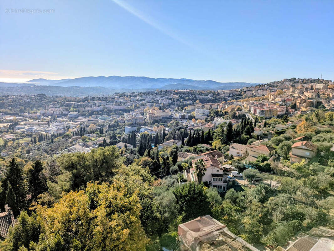 Appartement à GRASSE