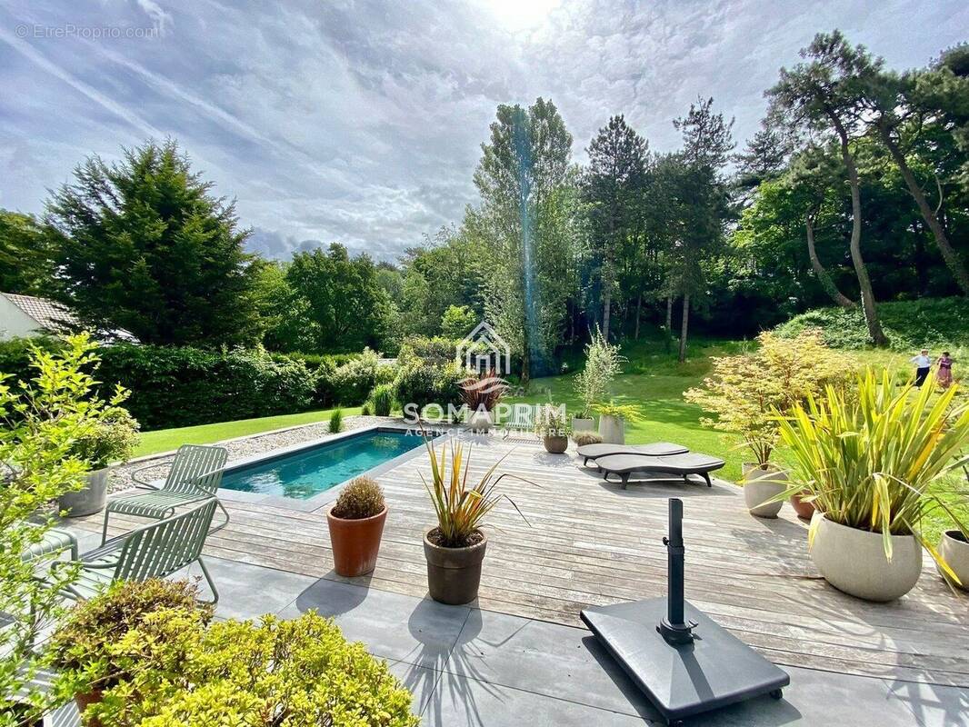 Maison 254 m² à Neufchatel-Hardelot  - photo 1