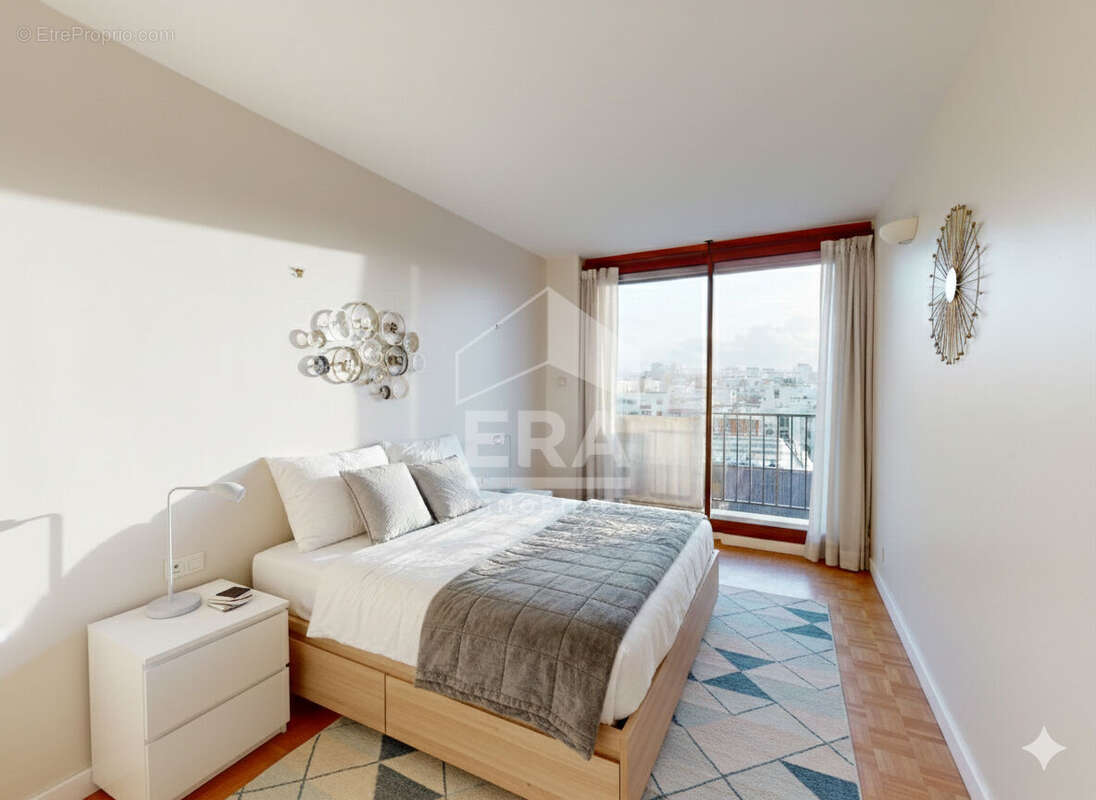 Appartement à PARIS-15E