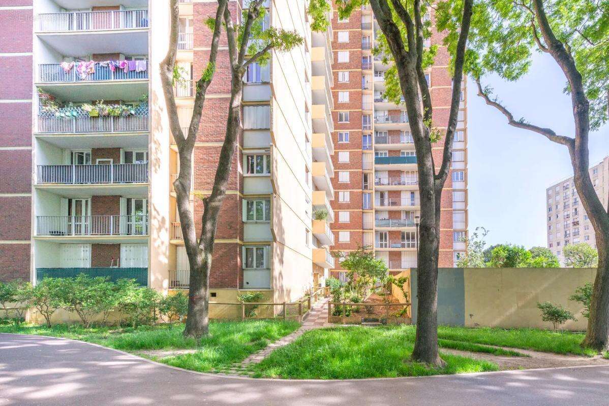 Appartement à SAINT-DENIS