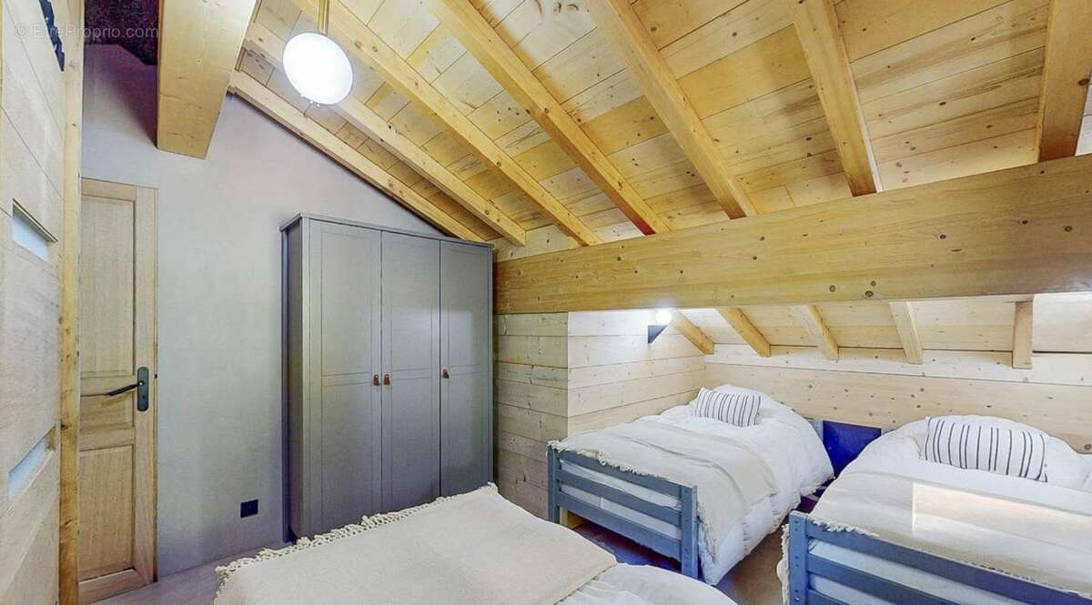 Maison 148 m² à Bonnevaux  - photo 6