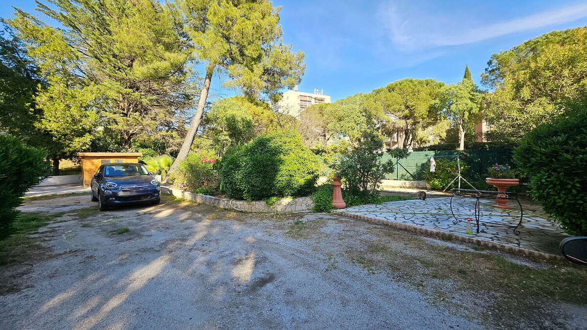 Appartement à LA GARDE