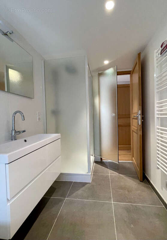 Appartement à LA MADELEINE