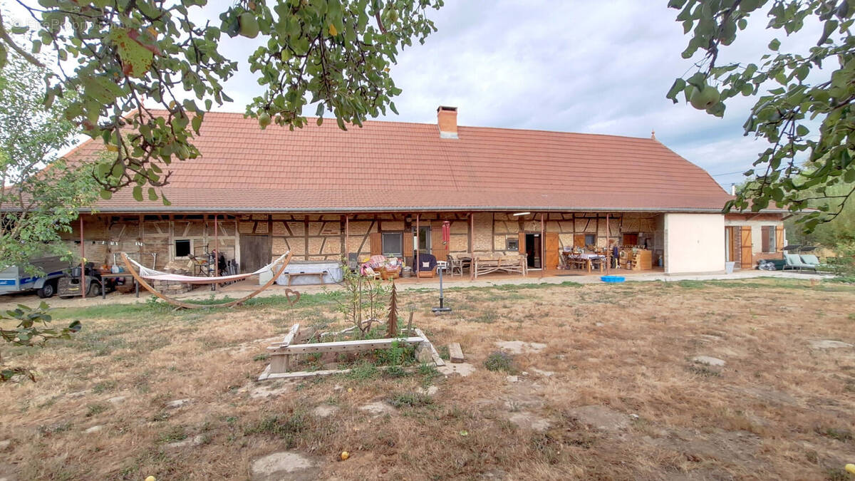 Photo 1 - Maison à LOUHANS