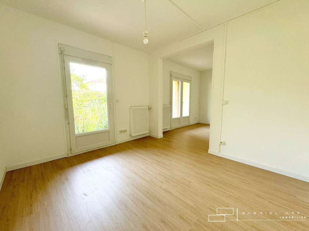 Maison 93 m² à Auch  - photo 3